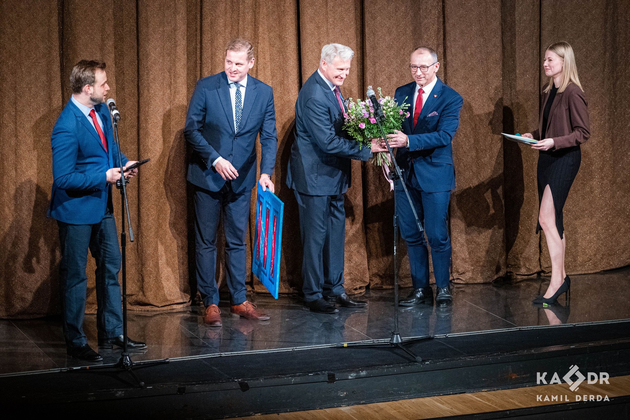 Premiera "Pałacu" i odznaczenie dla Dyrektora LT Roberta Czechowskiego - Międzynarodowy Dzień Teatru w Lubuskim Teatrze